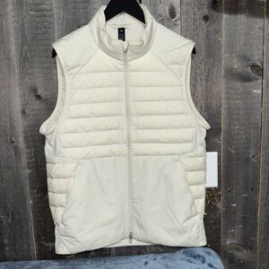 Lululemon down for it all vest